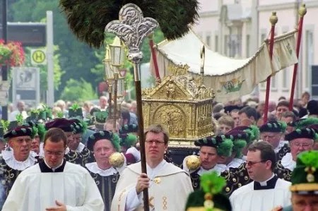 Ticket Regional: Paderborn und der heilige Liborius - Rundgang: Auf den Spuren des Heiligen - Paderborn, Tourist Information