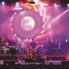 Echoes perf. music of Pink Floyd