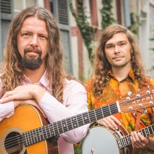 Folk um F�nf: Thede I Feldmann