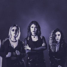 Strange Kind Of Women